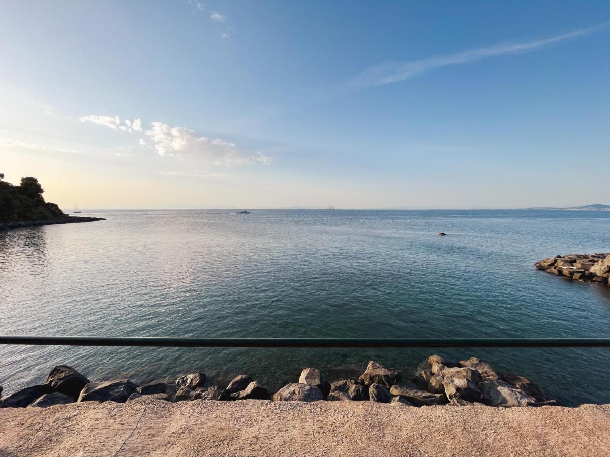 Nelinda Waterfront Accommodation Casamicciola Terme Esterno foto