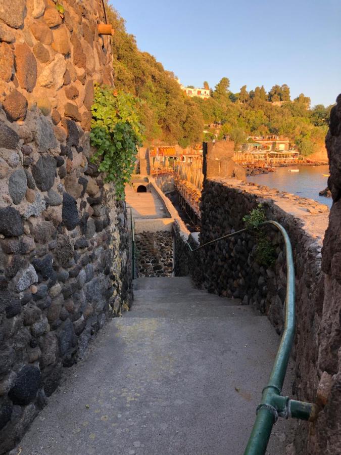 Nelinda Waterfront Accommodation Casamicciola Terme Esterno foto