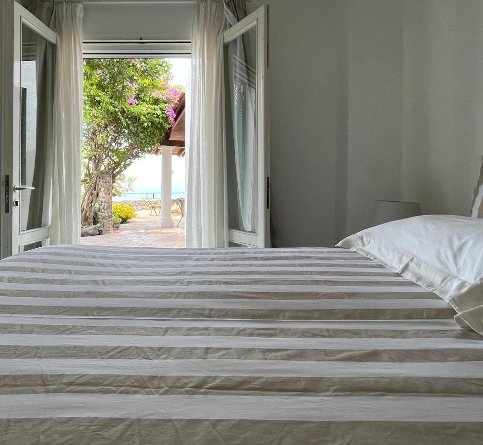 Nelinda Waterfront Accommodation Casamicciola Terme Esterno foto