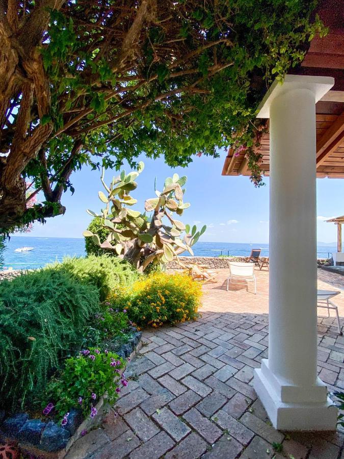 Nelinda Waterfront Accommodation Casamicciola Terme Esterno foto