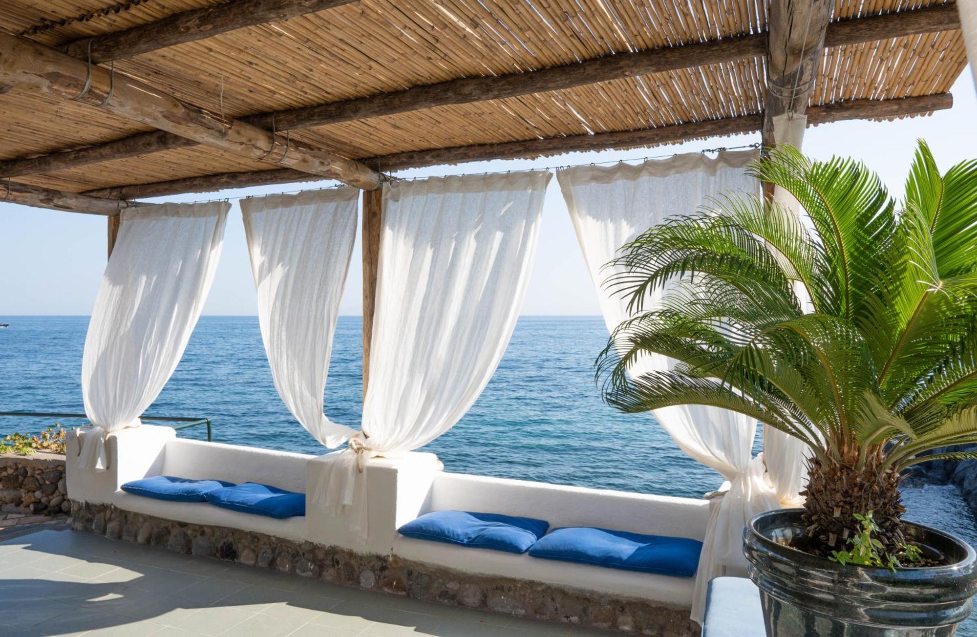 Nelinda Waterfront Accommodation Casamicciola Terme Esterno foto